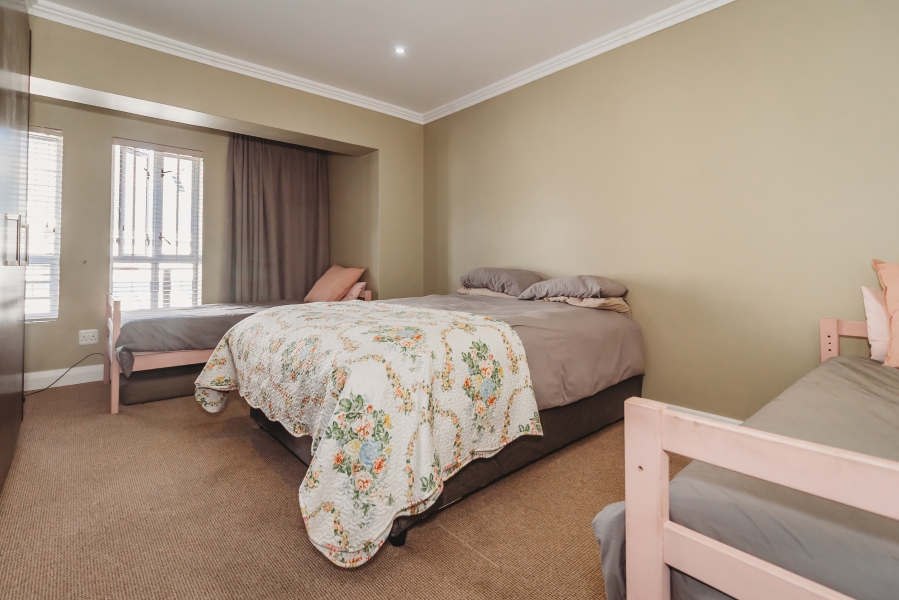 3 Bedroom Property for Sale in Kraaibosch Country Estate Western Cape